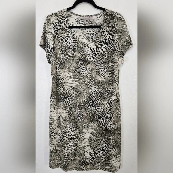 Chico's Easywear Animal Print Gray Tan Black Short Sleeve Work Travel, 2 (12) - Picture 1 of 6